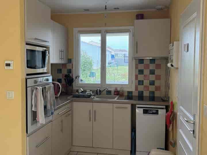 3 bedrooms house for sale in Montguyon, France