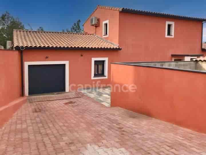 4 bedrooms house for sale in Boulbon, France