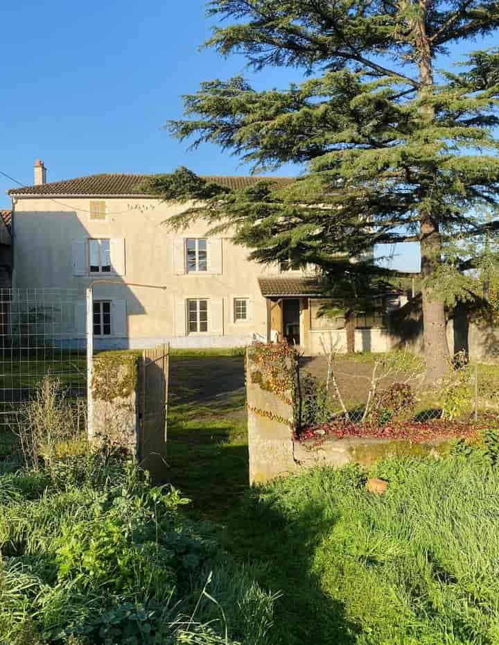 3 bedrooms other for sale in Louin, France