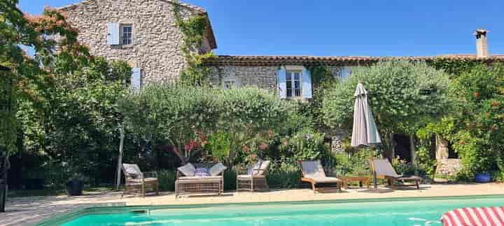 7 bedrooms house for sale in  France