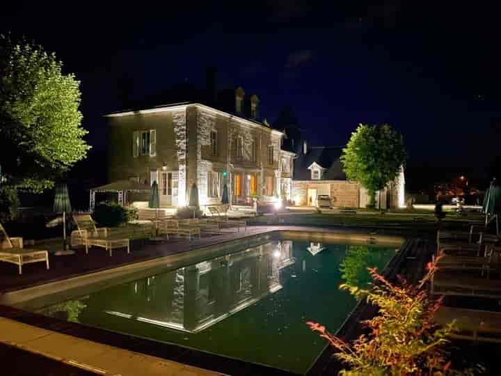 10 bedrooms house for sale in  France