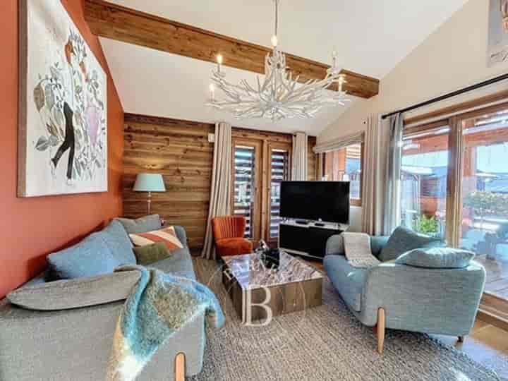 2 bedrooms house for sale in Les Gets, France