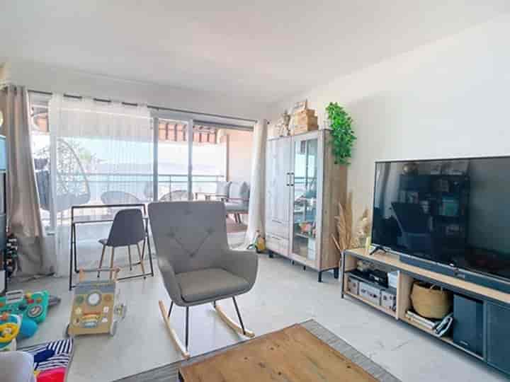 2 bedrooms apartment for sale in Saint-Raphael, France