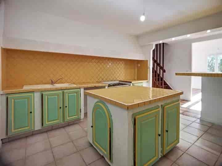 6 bedrooms house for sale in Callian, France