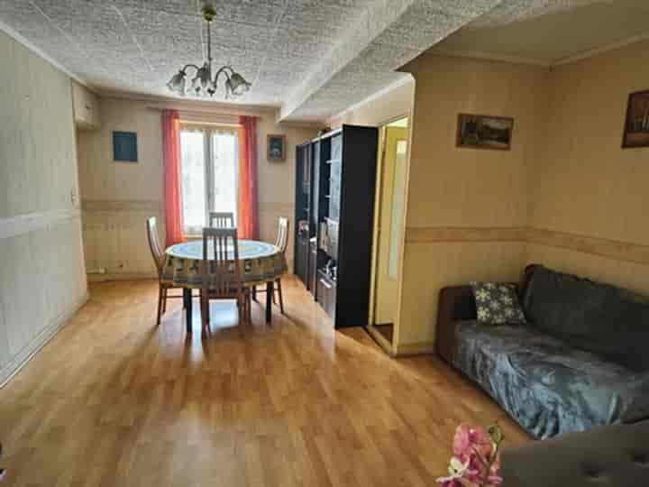 2 bedrooms other for sale in Saint-Eloy-les-Mines, France