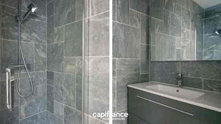 3 bedrooms house for sale in Lucenay, France