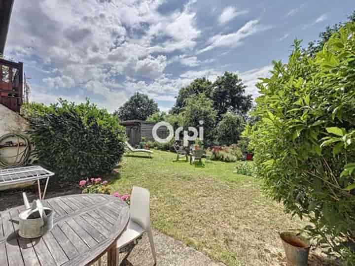 4 bedrooms house for sale in Neris-les-Bains, France