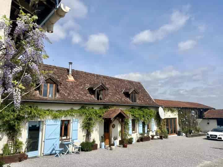 4 bedrooms house for sale in  France