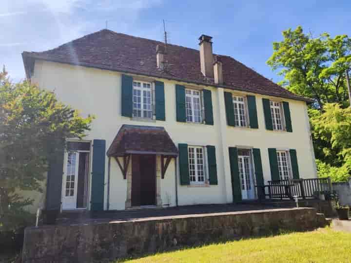 4 bedrooms house for sale in  France