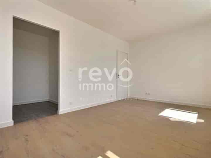 1 bedroom apartment for sale in Saint-Andre-de-Corcy, France