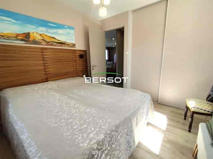 2 bedrooms apartment for sale in Evian-les-Bains, France