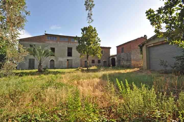 House for sale in Monte San Savino, Italy