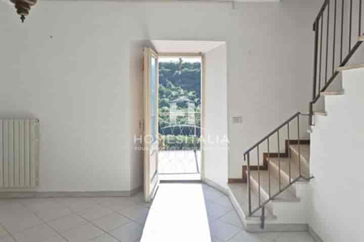 3 bedrooms house for sale in Basques, Italy