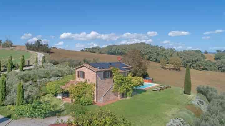 2 bedrooms house for sale in Castiglione del Lago, Italy