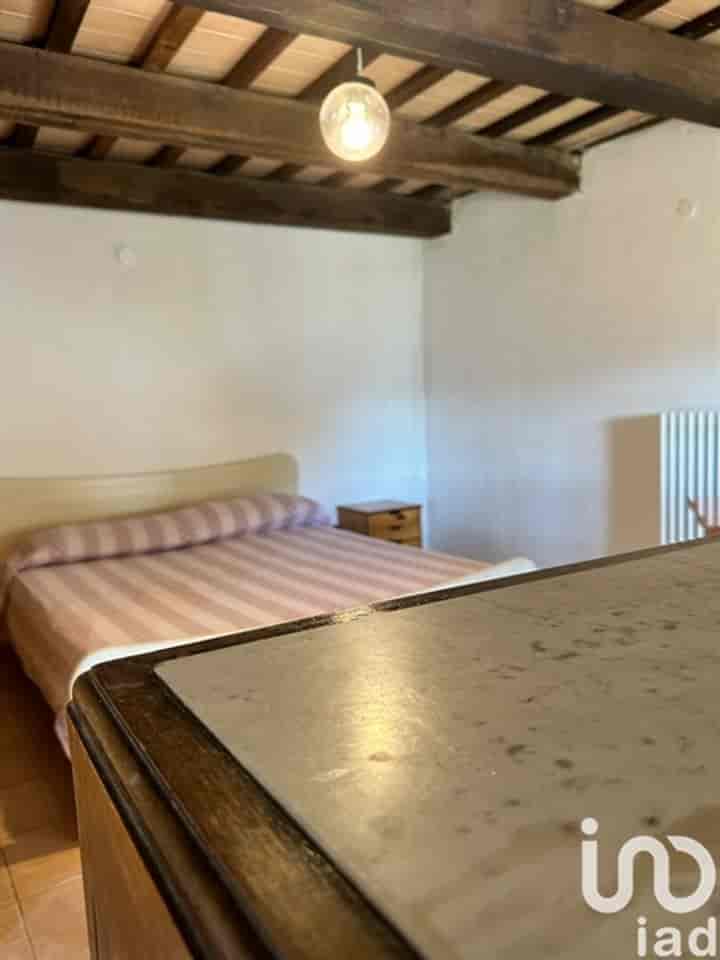 7 bedrooms house for sale in Falerone, Italy