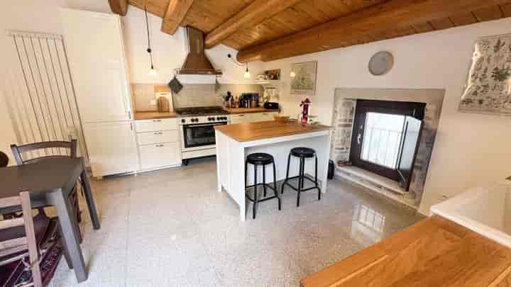 3 bedrooms house for sale in Introdacqua, Italy