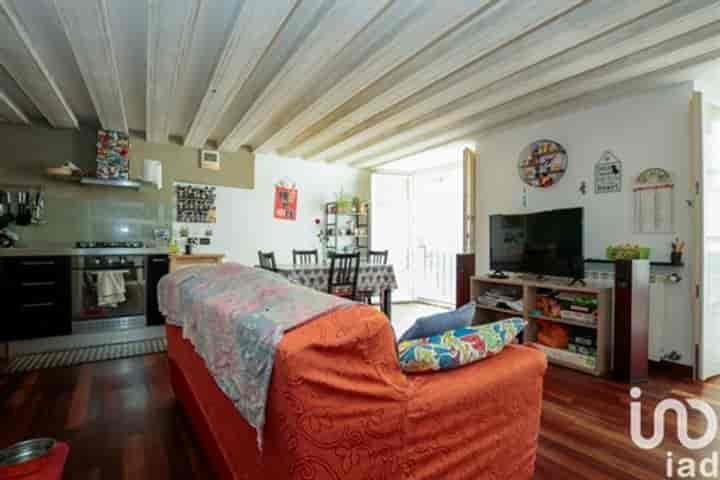 2 bedrooms apartment for sale in Genoa, Italy