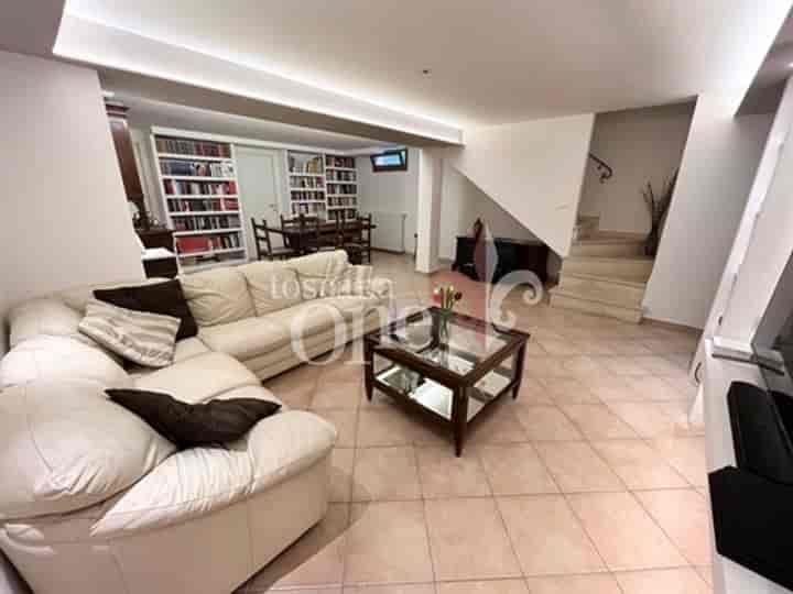 3 bedrooms house for sale in Castellina Marittima, Italy