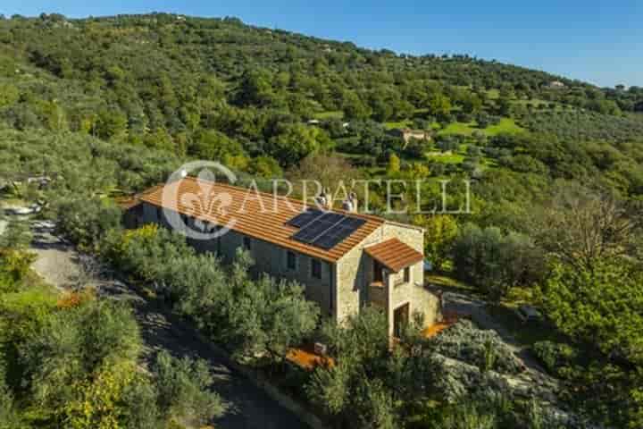 11 bedrooms house for sale in Magione, Italy