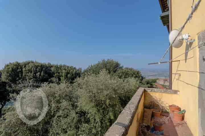 2 bedrooms apartment for sale in Cortona, Italy