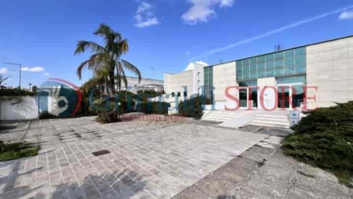 House for sale in Lizzanello, Italy