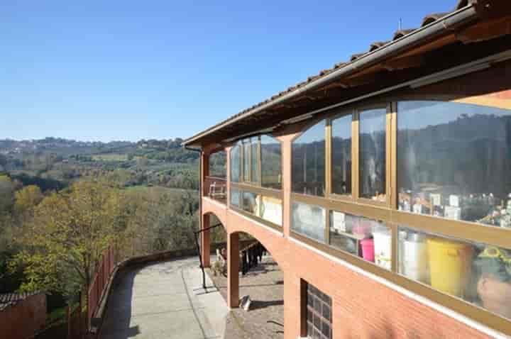 House for sale in Montepulciano, Italy