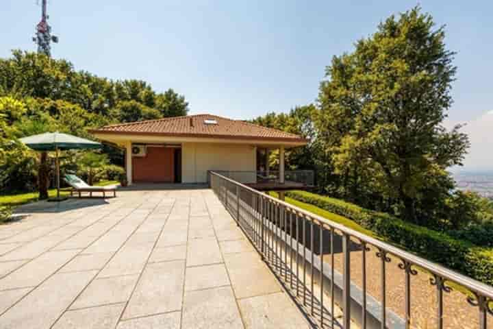 House for sale in Moncalieri, Italy