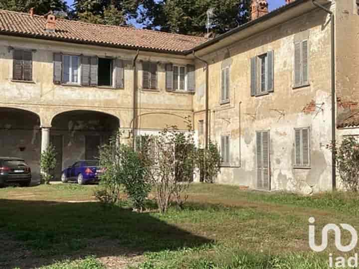 6 bedrooms house for sale in Motta Visconti, Italy