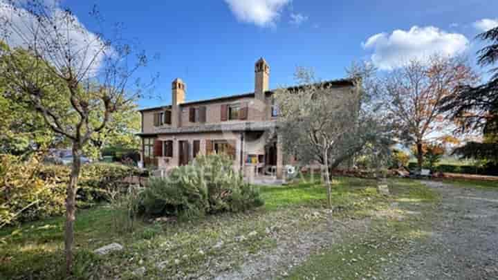 6 bedrooms house for sale in Chianciano Terme, Italy