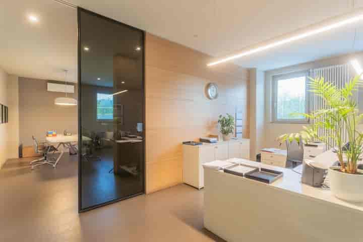 25 bedrooms building for sale in Olgiate Olona, Italy