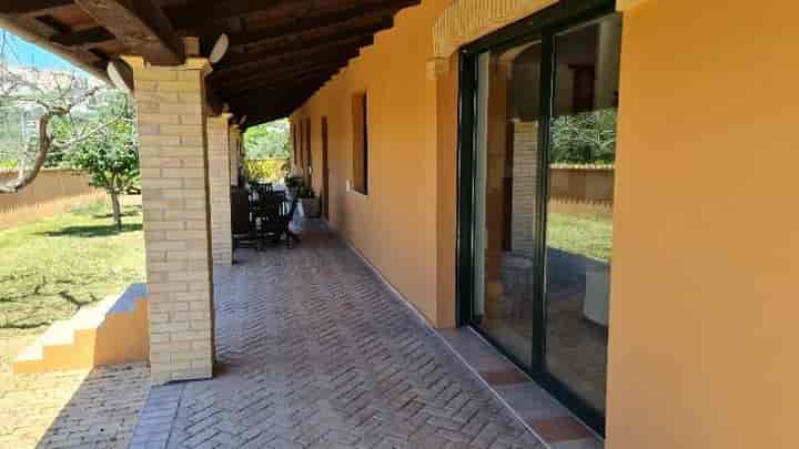 4 bedrooms house for sale in Citta SantAngelo, Italy