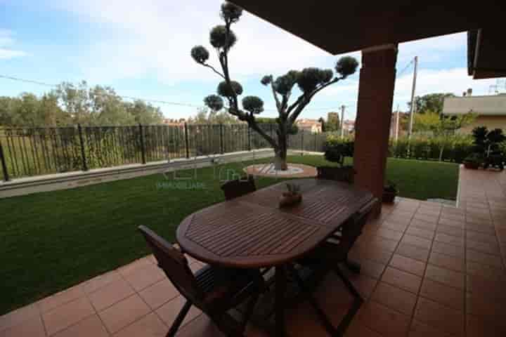 House for sale in Tortoreto, Italy