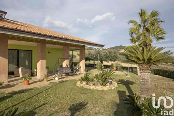 3 bedrooms house for sale in Martinsicuro, Italy