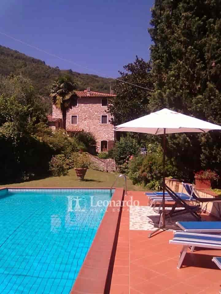 House for sale in Lucca, Italy