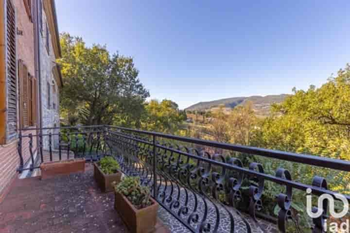 4 bedrooms house for sale in Belforte del Chienti, Italy