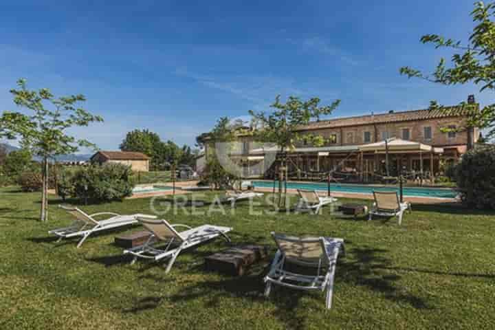 16 bedrooms house for sale in Bastia Umbra, Italy