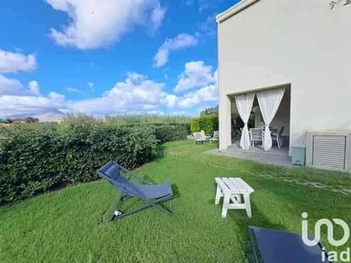 2 bedrooms apartment for sale in Campofelice di Roccella, Italy