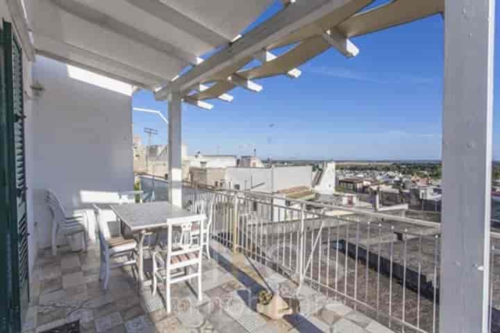 3 bedrooms apartment for sale in Oria, Italy