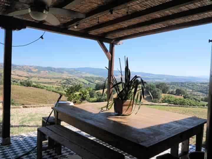 House for sale in Manciano, Italy