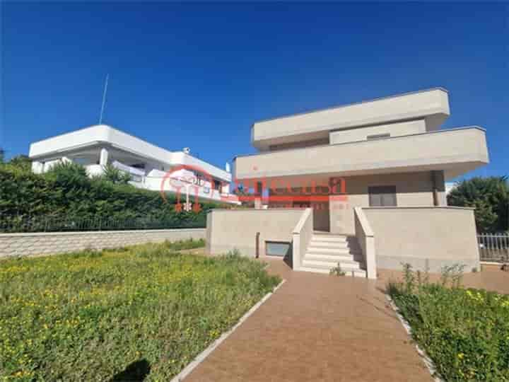 5 bedrooms house for sale in Trani, Italy