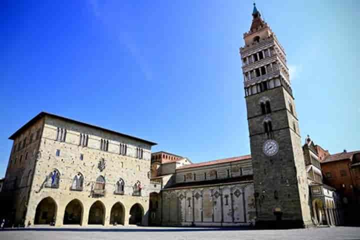 Apartment for sale in Pistoia, Italy