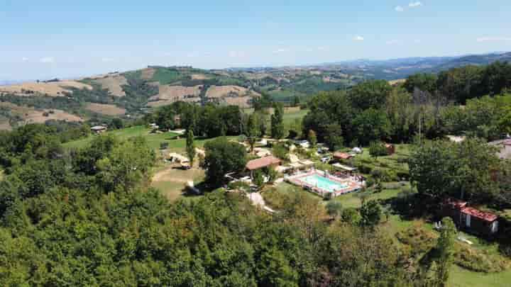 9 bedrooms house for sale in Gualdo, Italy