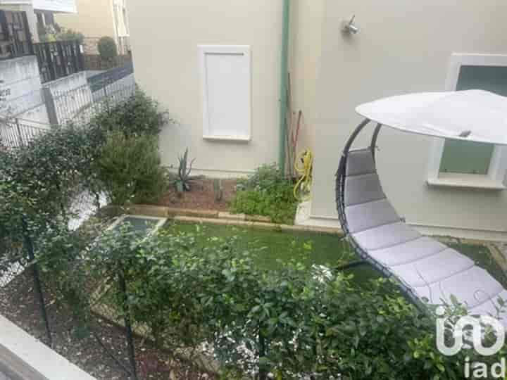 2 bedrooms apartment for sale in Desenzano del Garda, Italy