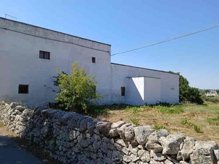 6 bedrooms house for sale in Cisternino, Italy