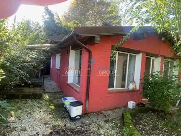 2 bedrooms house for sale in Massa, Italy