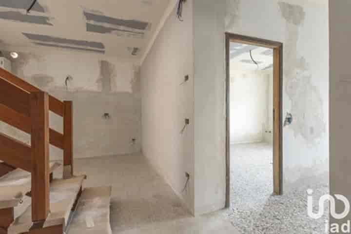 3 bedrooms apartment for sale in Ancona, Italy