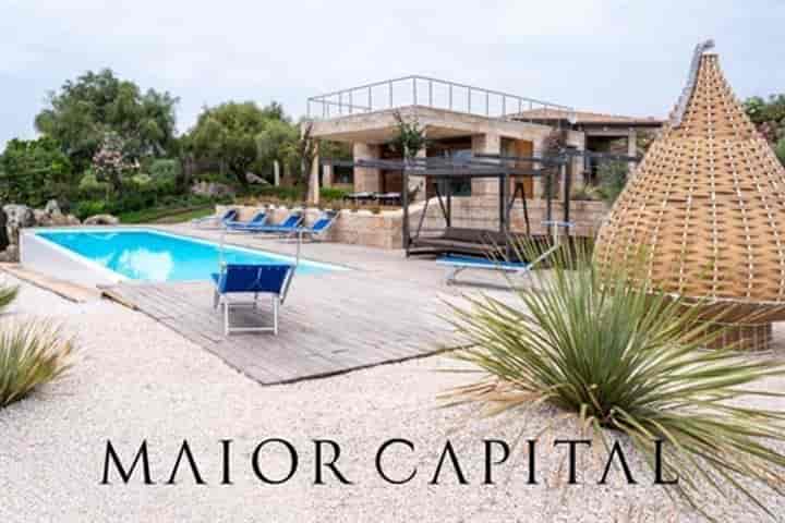 House for sale in San Teodoro, Italy