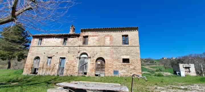 5 bedrooms house for sale in Montottone, Italy