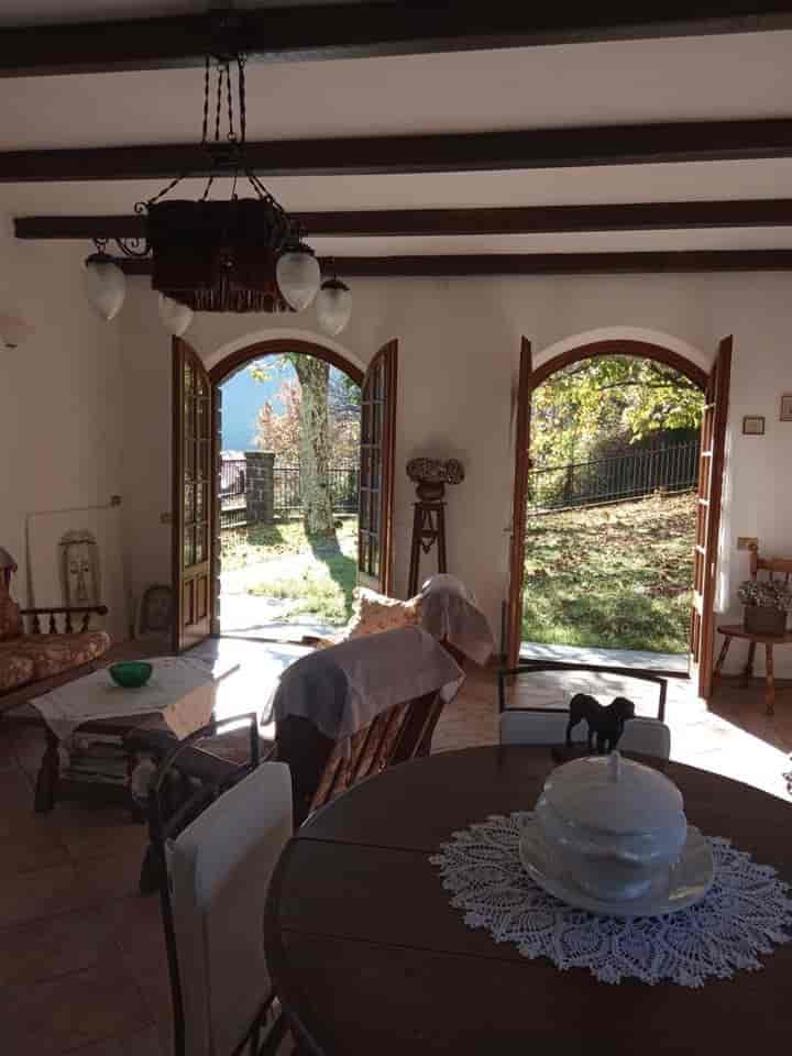 5 bedrooms house for sale in Comano, Italy