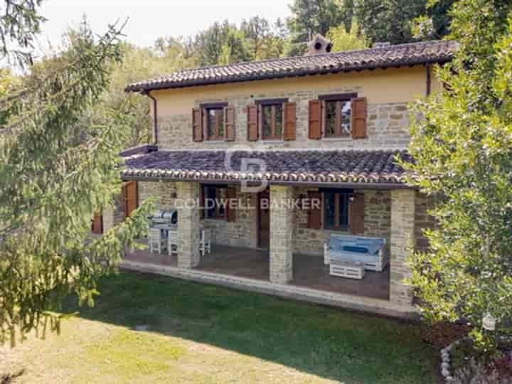 House for sale in Gubbio, Italy